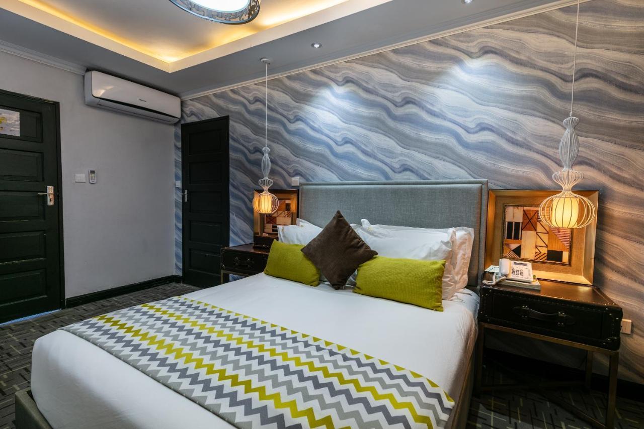 The Melva Guest House Габороне Экстерьер фото