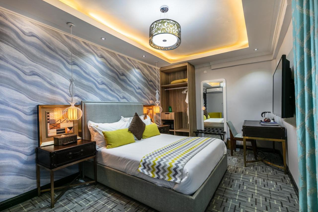 The Melva Guest House Габороне Экстерьер фото